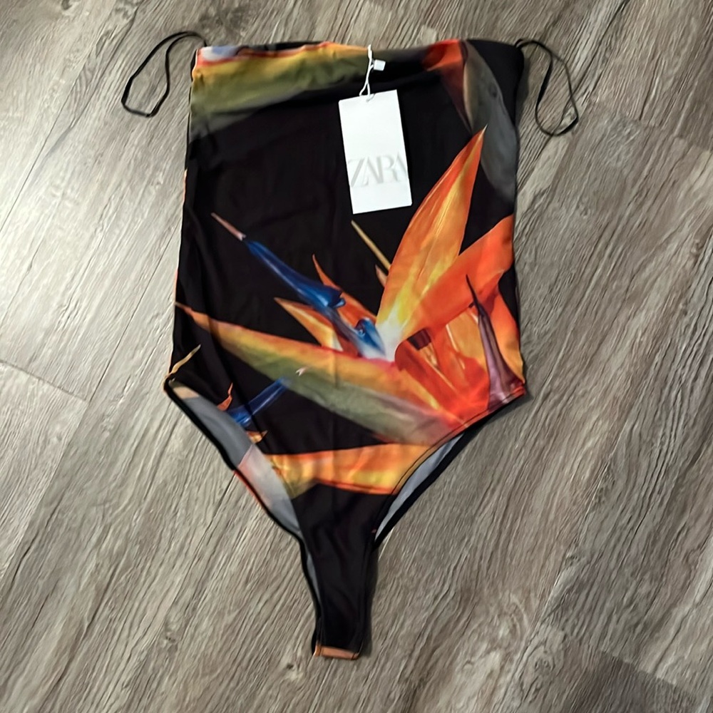 Zara Women’s Bodysuit Tropical Print Size M NWT